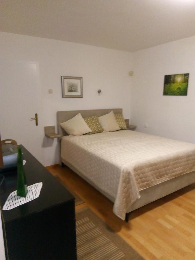 Studio Apartman Marita Split Buitenkant foto