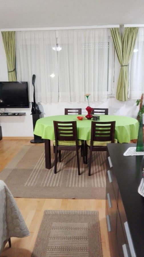 Studio Apartman Marita Split Buitenkant foto