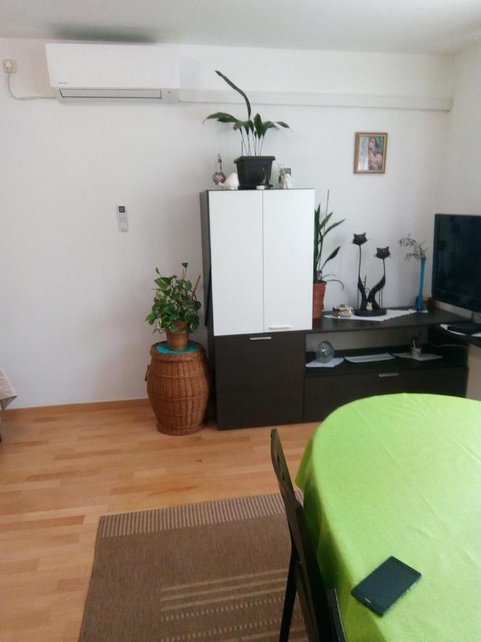 Studio Apartman Marita Split Buitenkant foto
