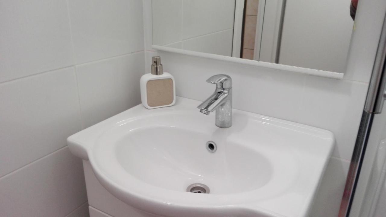 Studio Apartman Marita Split Buitenkant foto