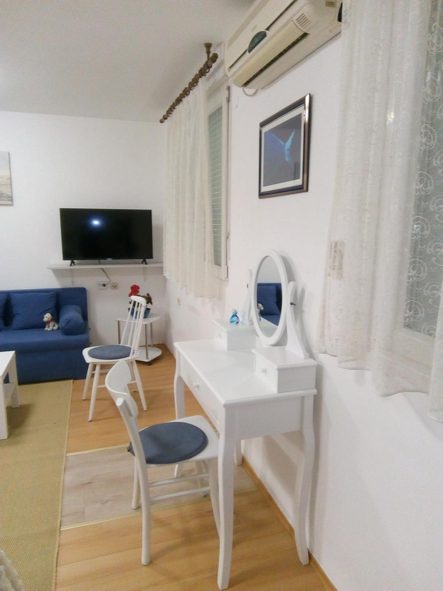 Studio Apartman Marita Split Buitenkant foto